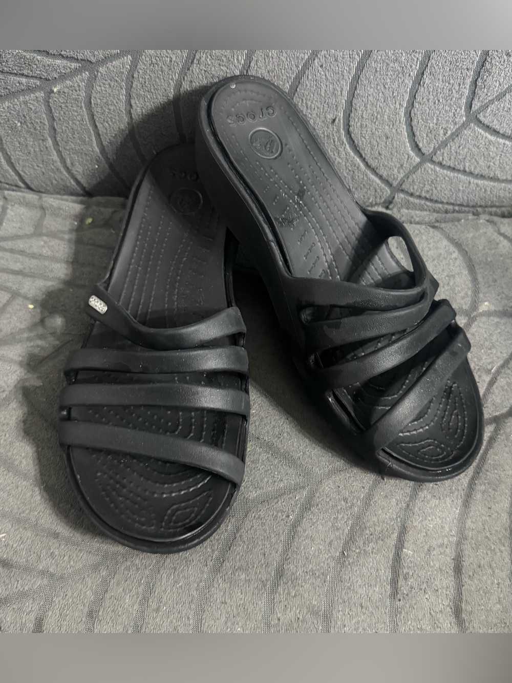 CROCS Women's Black Strappy Slide Sandals